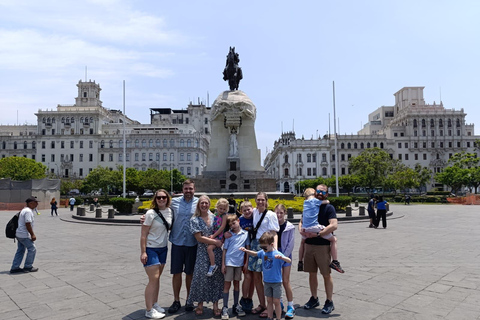 Lima: Private and Exclusive City Tour of the City of Kings Lima: Private and Exclusive City Tour through the City of Kings