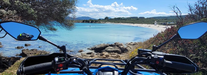 Costa Smeralda : excursion en quad entre panoramas, mer et adrénaline.