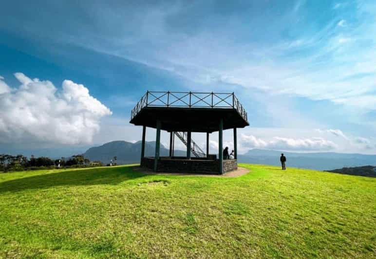 Kandy: Ambuluwawa & Ramboda Falls Private Tour