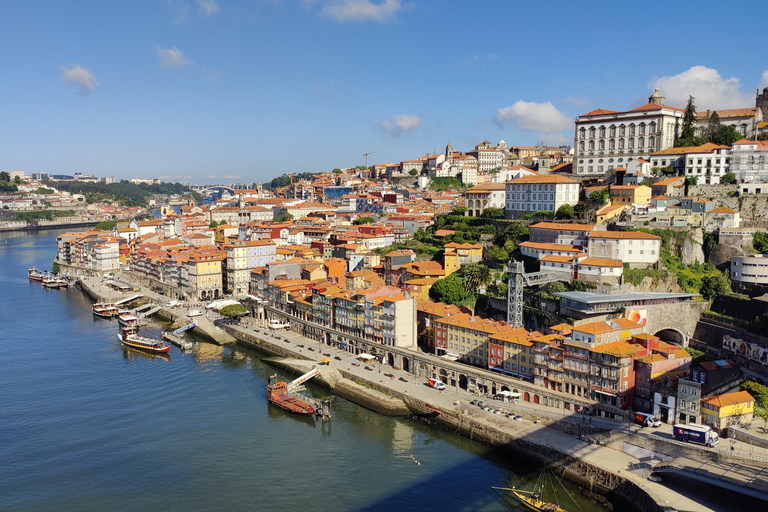 Porto: Walking Tour Highlights with Local Guide (smallgroup) Porto: Walking Tour with Local guide (Private)