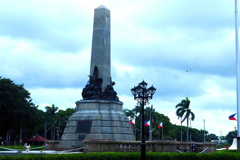 Hero Walk: Rizal Park to National Museum Arts Journey