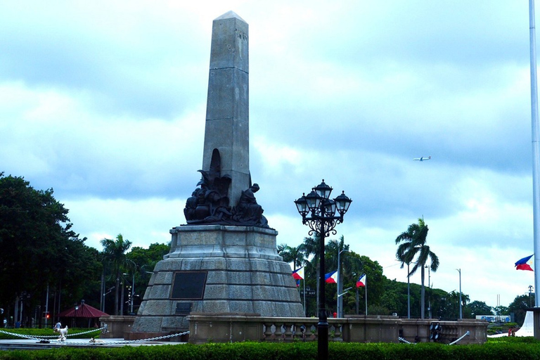 Hero Walk: Rizal Park to National Museum Arts Journey