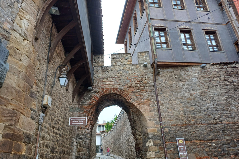 Plovdiv: Thracian Mysteries Festival 2-Day Tour + Kazanlak