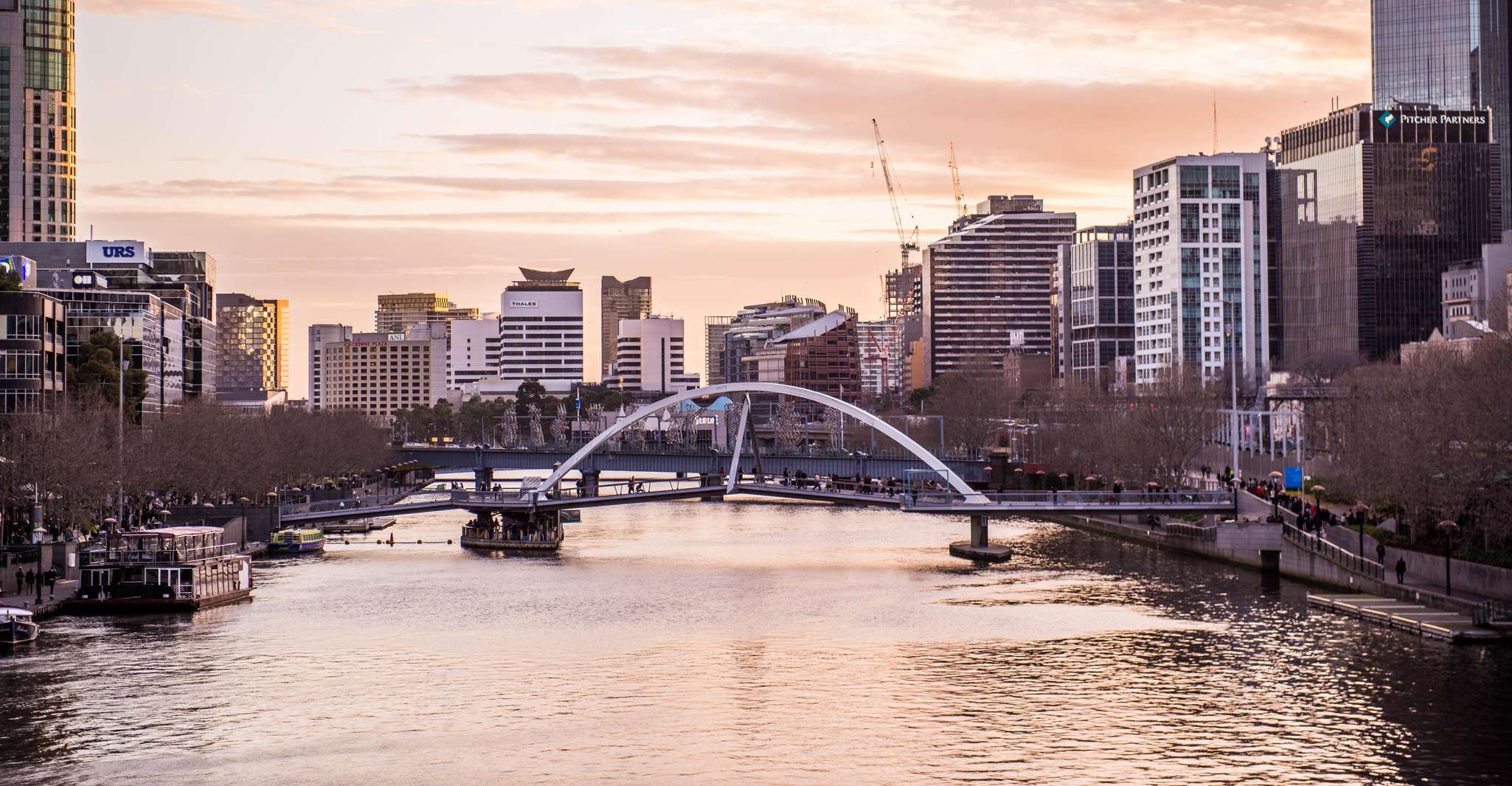 Melbourne: Spirit Of Melbourne Yarra River Lunch Cruise photo 4
