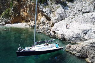 Daily Sailing Trip to Island Cres
