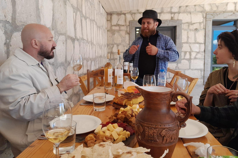 لوسارات: جولة في مصنع النبيذ جيڤاني وتجربة تذوق النبيذ