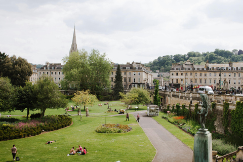 London: Tour of Bath with guide - Sedan Bath: Tour of Bath with guide - Sedan