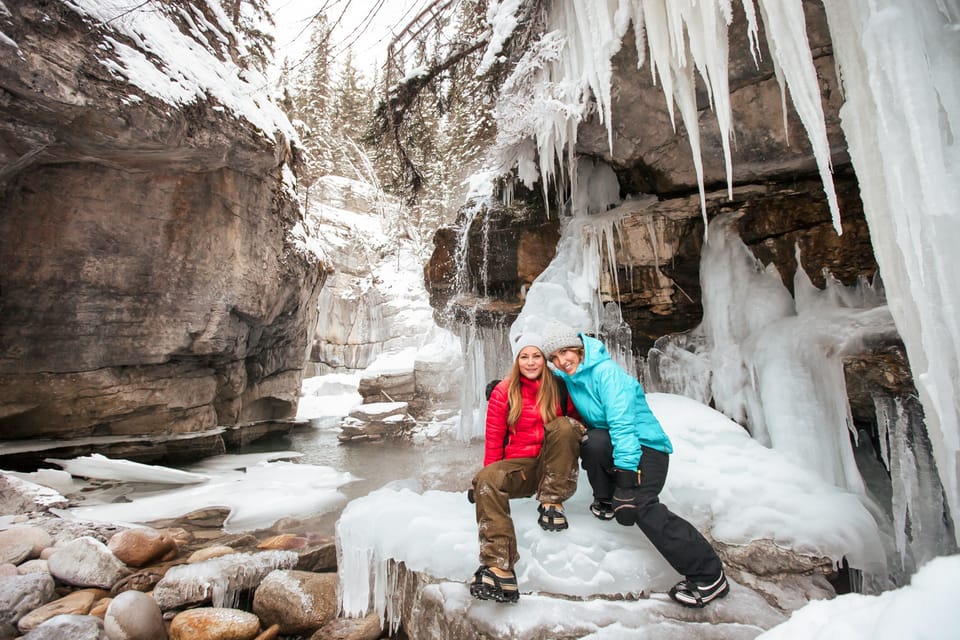 Desde Jasper, Visita guiada a pie de hielo del Cañón de Maligne - Hizvo