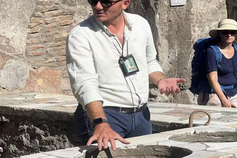 Pompeii: Exclusive Private Tour with a Local Guide