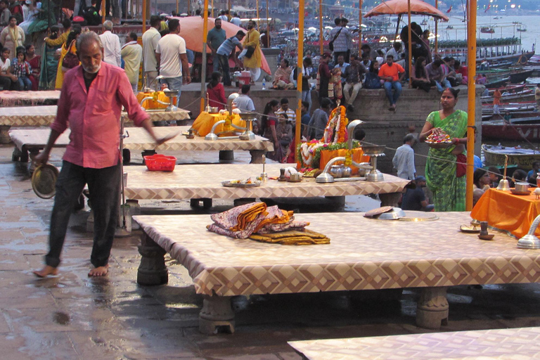 瓦拉纳西：晨光瓦拉纳西·阿提仪式晨间游船之旅瓦拉纳西：晨光瓦拉纳西晨间游船之旅，含阿提仪式