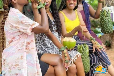 Sansibar: Bio-Gewürzfarm Tour mit traditionellem MittagessenHoteltransfer überall auf Sansibar