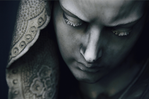 Genova: Viaggio Segreto nel Cimitero Staglieno tra Anime in Marmo