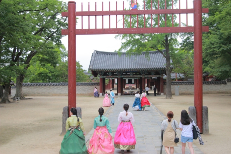 Desde Seúl: Excursión al Pueblo Hanok de Jeonju y al Santuario de GyeonggiVisita compartida, encuentro en Myeongdong