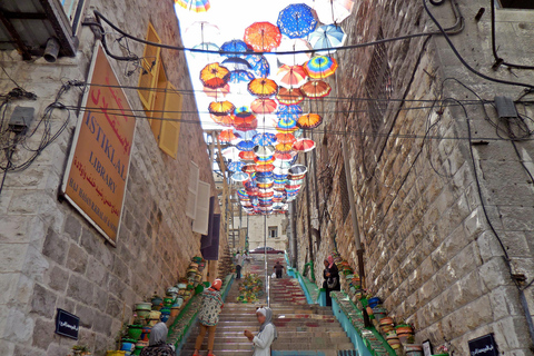 Amman: Walking Tour with Food Tastings and Citadel Visit