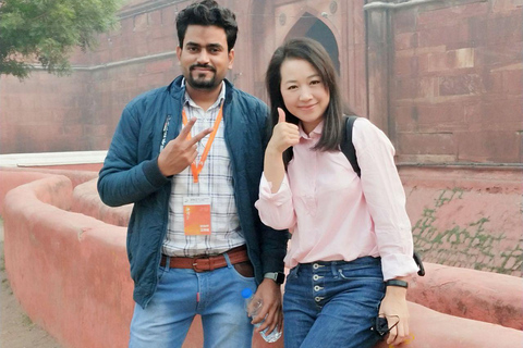 Delhi: Red Fort Skip-the-Line Entry Ticket & Guided Tour Delhi: Red Fort Skip-the-Line Tour with Guide Only.