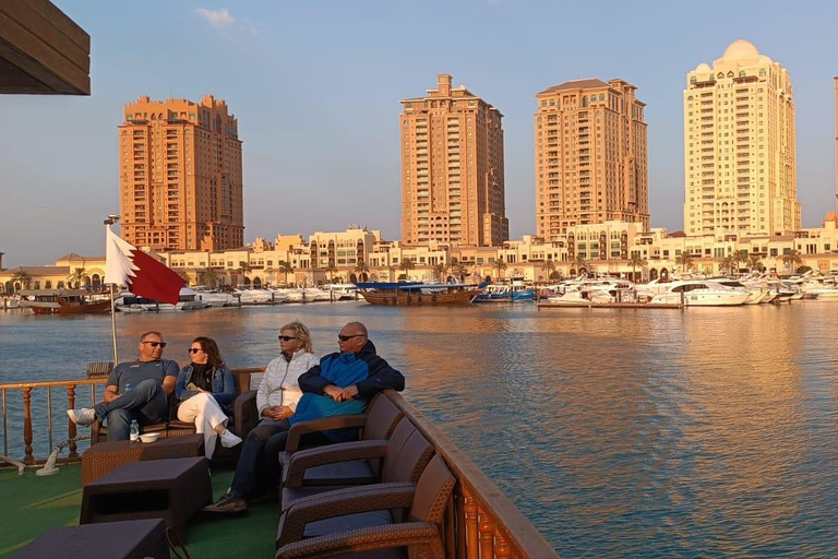 From Doha Airport: Private Guided City Tour
