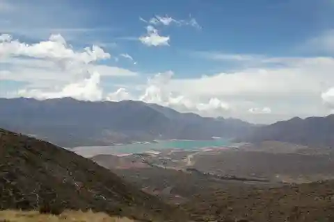 Tour of the mountain range