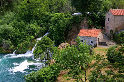 从萨格勒布出发：克罗地亚国家公园徒步导览8日游从萨格勒布出发：克罗地亚国家公园 8 天徒步导览