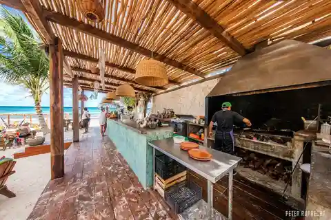 Tulum: Ahau-dagpas met premium eten en drinken
