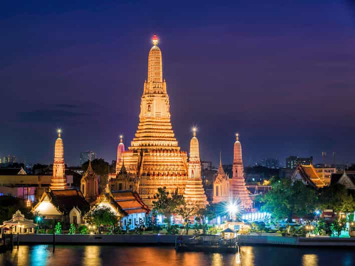 Bangkok: Evening Tour with Wat Arun, Wat Pho & Tuk Tuk Ride