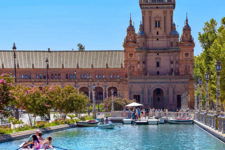 Malaga: Day trip to Seville with a visit to the Cathedral From Estepona: English Tour