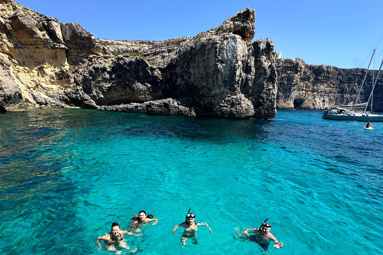 马耳他：科米诺岛、蓝色泻湖、水晶泻湖私人游船之旅马耳他：科米诺岛、蓝湖、水晶泻湖私人游船之旅