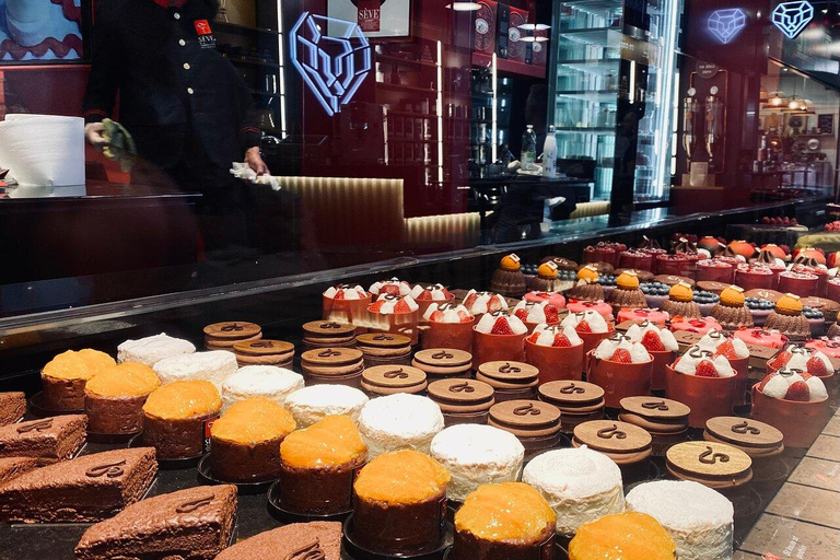 Lyon: Guided Food Tour with Tastings & Local Specialties