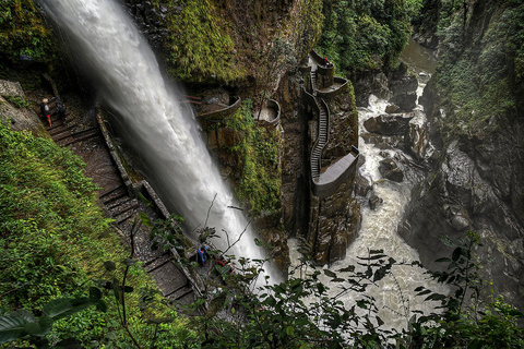 From Quito: 8-Day Avenue of Volcanoes and Andean Tour