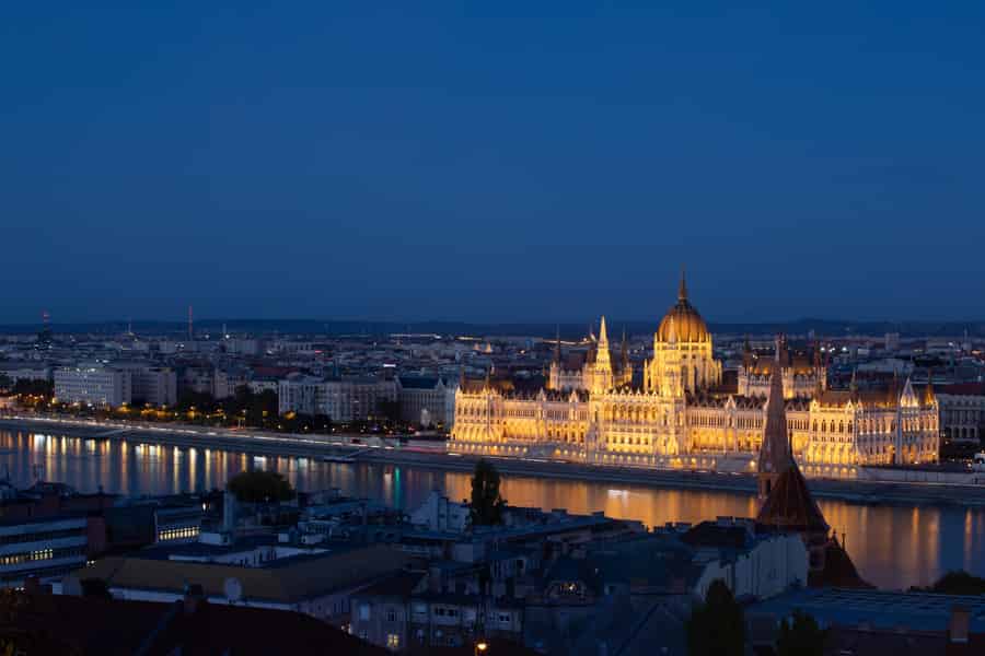 Ab Wien: Bratislava und Budapest Geführte Tagestour. Foto: GetYourGuide