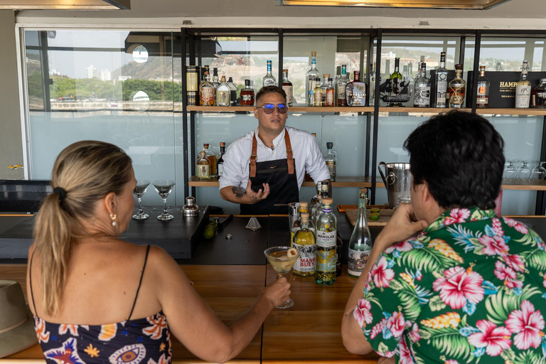 Masterclass sui cocktail colombiani con il MixologistMixologia