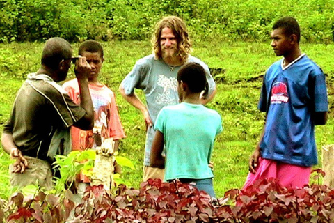 NADI: Wycieczka półdniowa do wioski NalesutaleHotele w Nadi / Port Denarau / Double Tree / Odbiór z Vuda