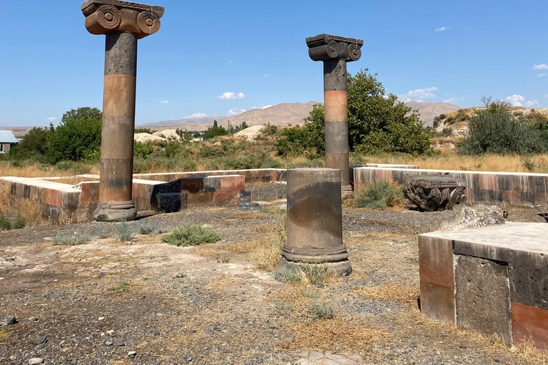 Yerevan: passeio privado por Dvin e Artashat com o Monte AraratYerevan: Dvin e Artashat, passeio privado com o Monte Ararat