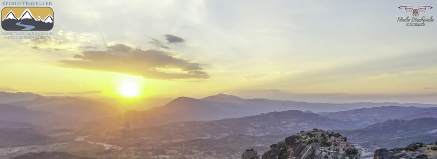 Au départ de Ioannina, excursion au coucher du soleil vers les rochers et monastères des Météores