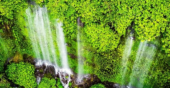 Lombok: Sasak Villages, Waterfalls, and Pearl Center
