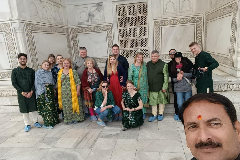 Nueva Delhi: Tour privado en grupo por el Taj Mahal con ticket de entrada