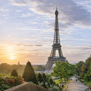 Paris: Eiffelturm – Zugang zur 2. Ebene oder zur Spitze