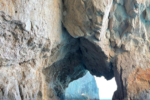 Zakynthos: Navagio Beach and Blue Caves Boat Tour Around Zante by private boat