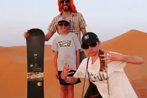 Marrakech: Excursión de 3 días por el desierto de Merzouga con campamento de lujo