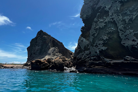 Bartolomé Island: Premium Yacht Experience with Hike and Snorkel