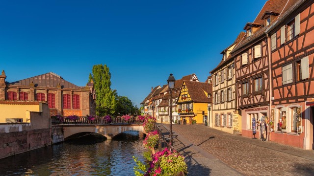 Visit Strasbourg  Discovery Stroll and Reading Walking Tour in Strasbourg