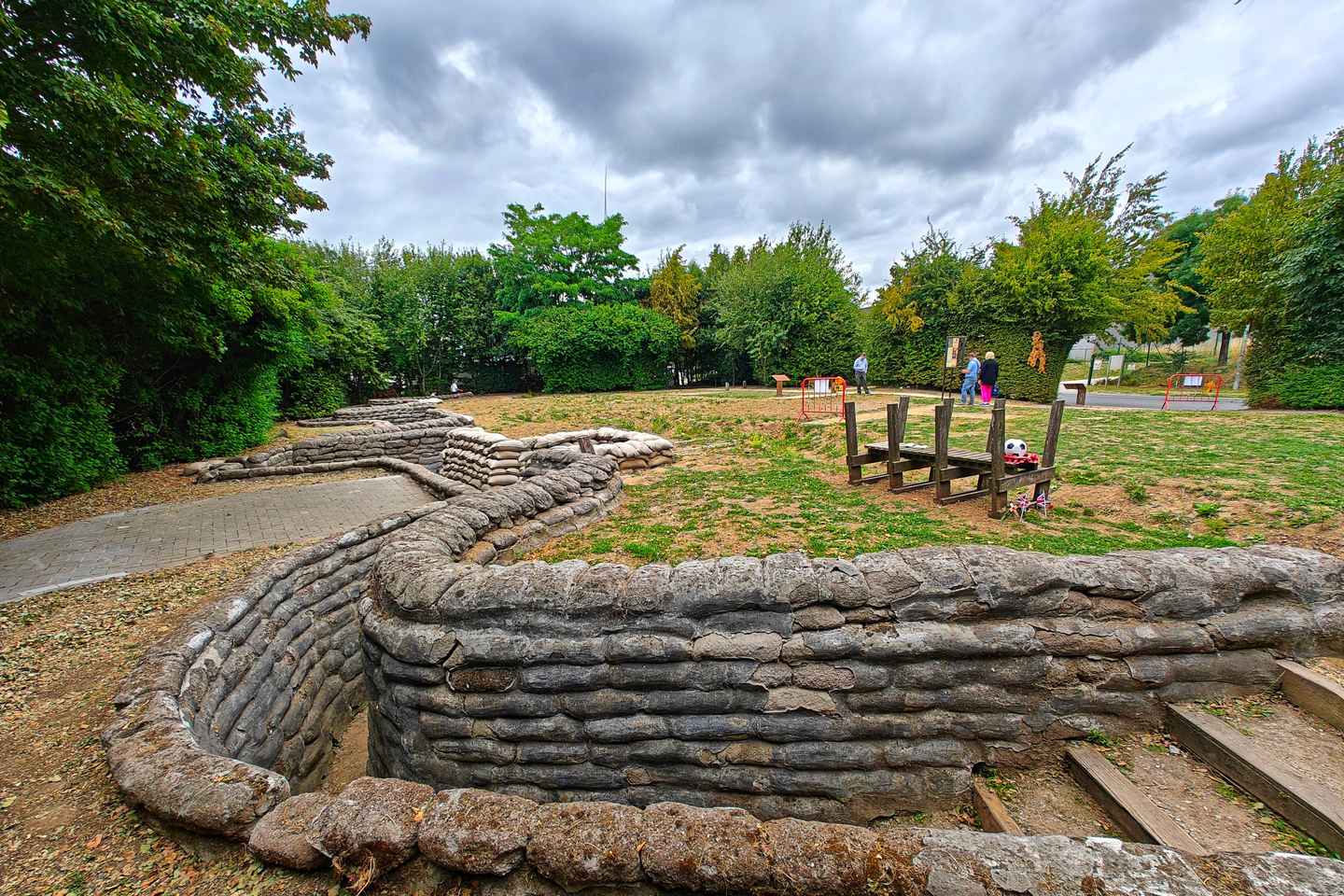 伊普尔：深入探访致命的突出部战场