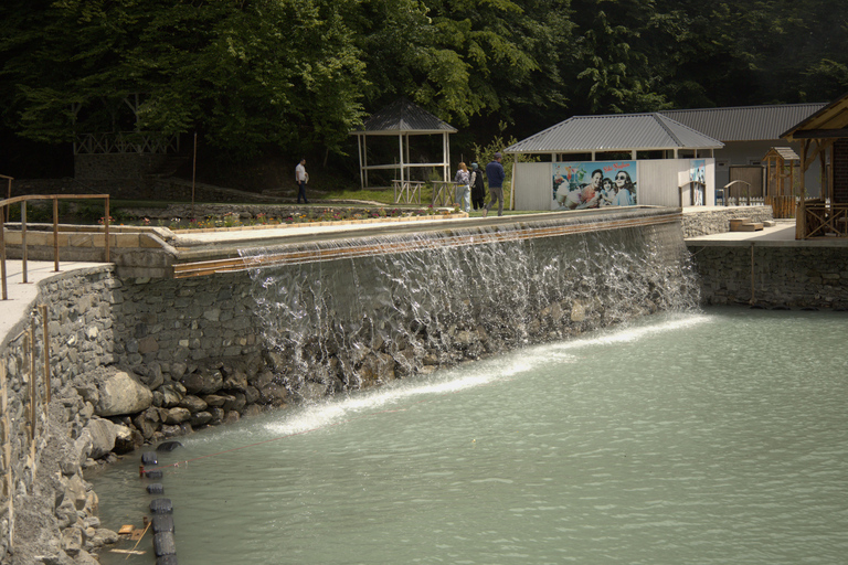 From Baku: Shaki Tour with Professional Photos