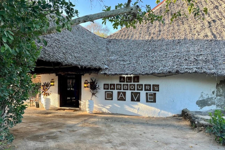 Diani: 5-Day Coastal Escape with Wasini & Kongo Canoe