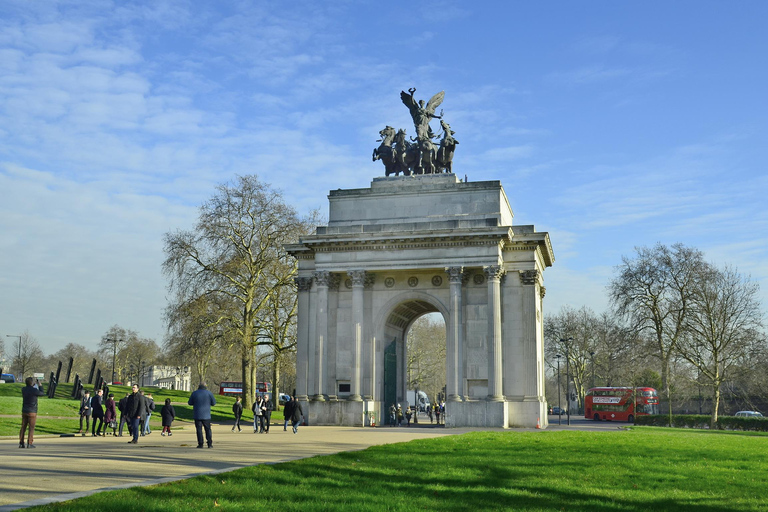 London: Royal Tour w/ Skip-the-Line Buckingham Palace Entry Private Tour