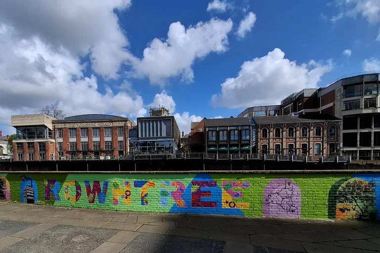York: Quirky Pubs and Crooked Streets