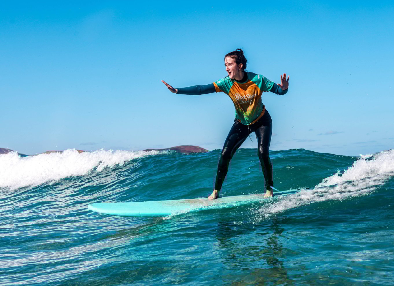 Lanzarote: Famara Beach Surfing lektion for alle niveauer