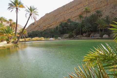 Muscat: Wadi Bani Khalid & Sunset at Wahiba Sands