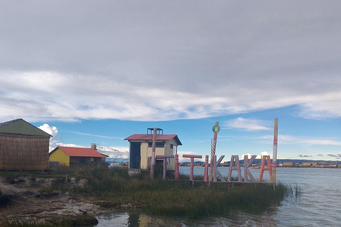 Floating Islands of Los Uros: Guided Tour, Culture and Tradition.