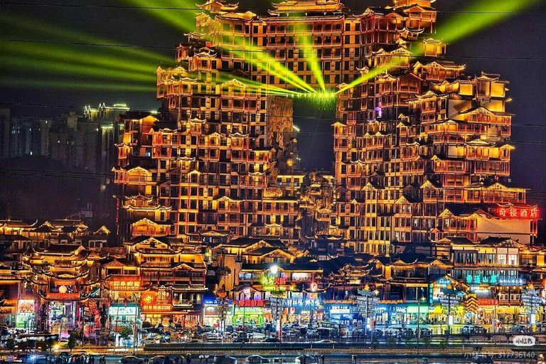 Zhangjiajie: Qixing Mountain & 72 Odd Towers Night Tour