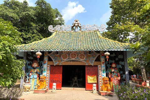 Ho Chi Minh City: Dragon Floating Temple Sightseeing